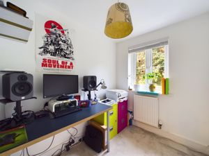 Bedroom 4/study- click for photo gallery
